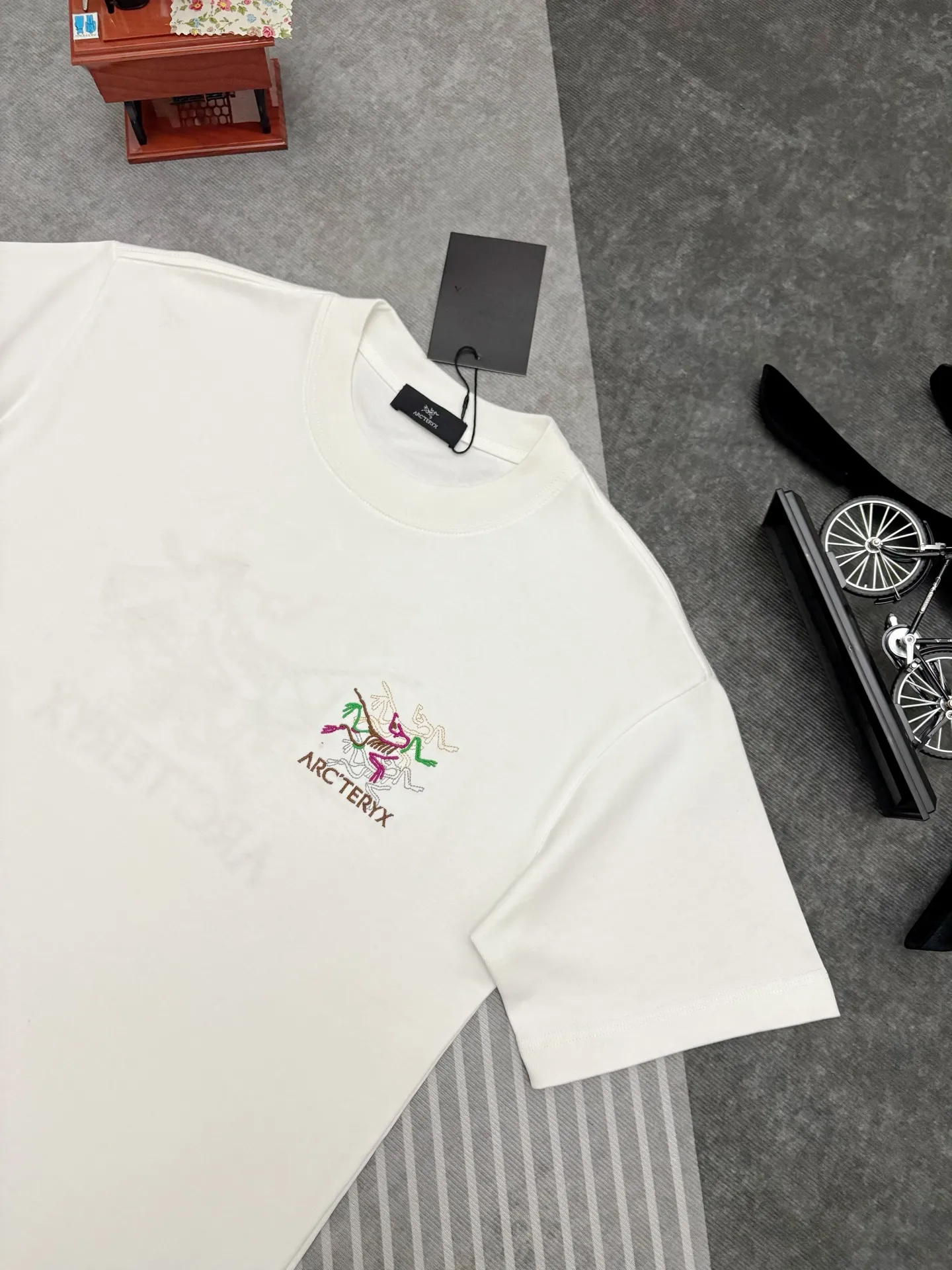 Arcteryx T 【Arcteryx ， 】 New Arrival ， Premium Versatile ， Same Style Arcteryx ， T ， ， ， logo logo ！ ， ， ， ， ， ， ， ！！ ， ， 。 ， 。 ， ， ！！ Sizes：S、M、L、XL、XXL